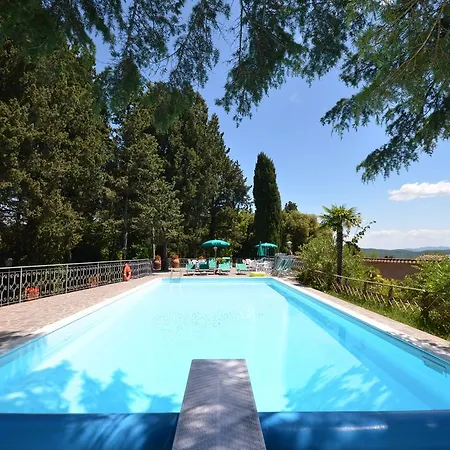 Tenuta Di Casaglia Séjour à la ferme Podere Colombaie